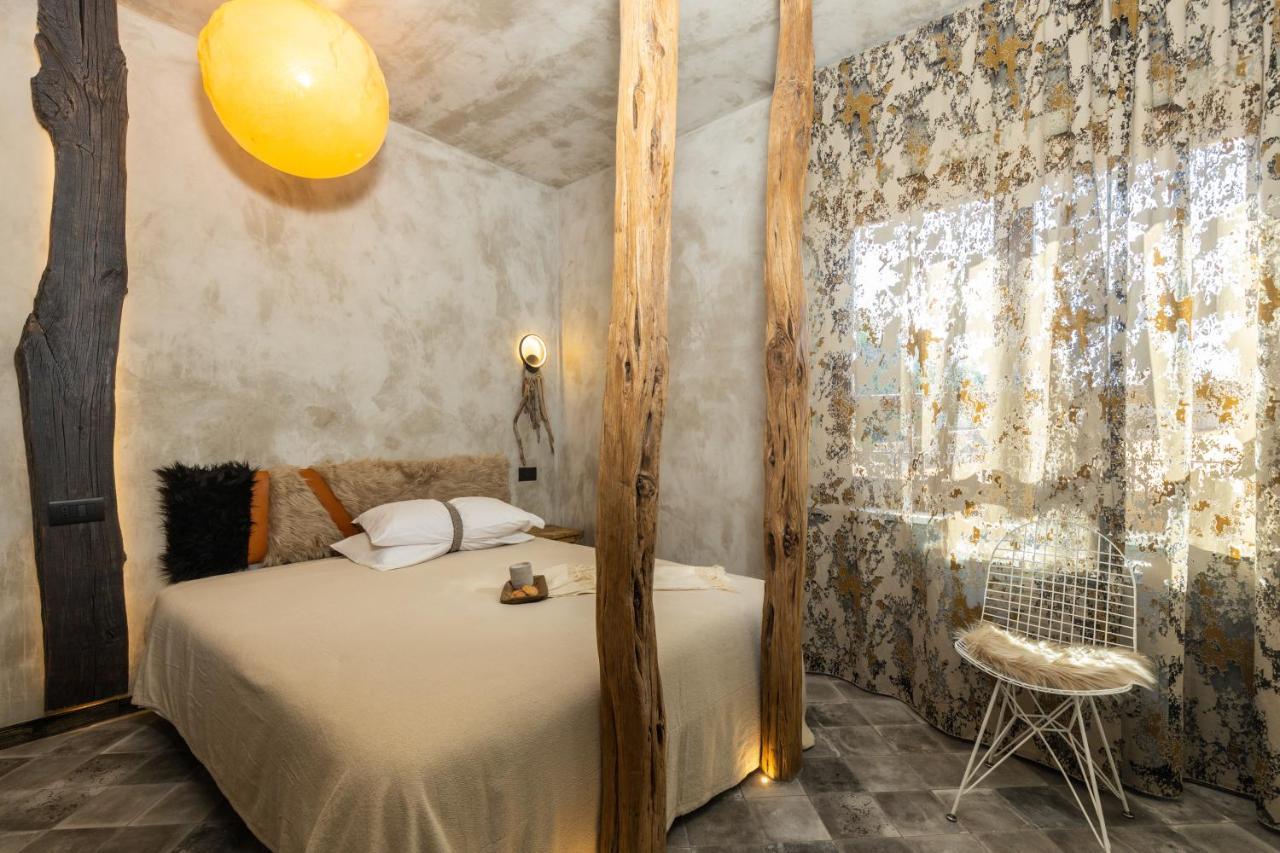 Via Roma Charming Rooms Baunei Buitenkant foto