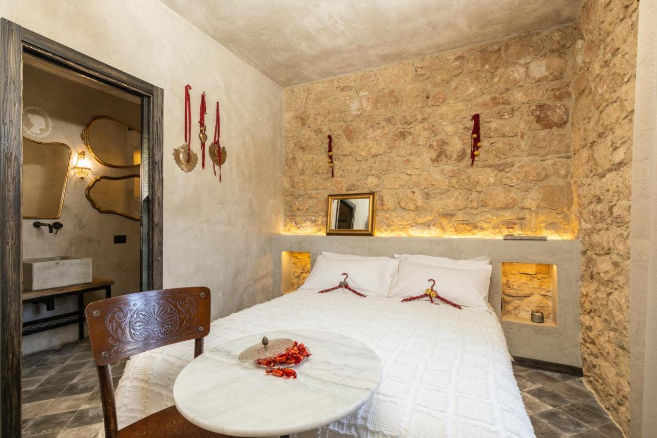 Via Roma Charming Rooms Baunei Buitenkant foto