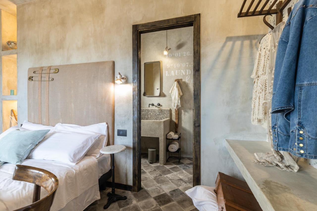 Via Roma Charming Rooms Baunei Buitenkant foto