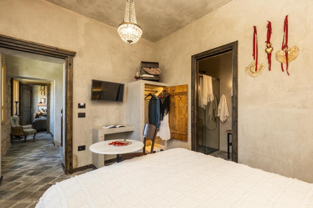 Via Roma Charming Rooms Baunei Buitenkant foto